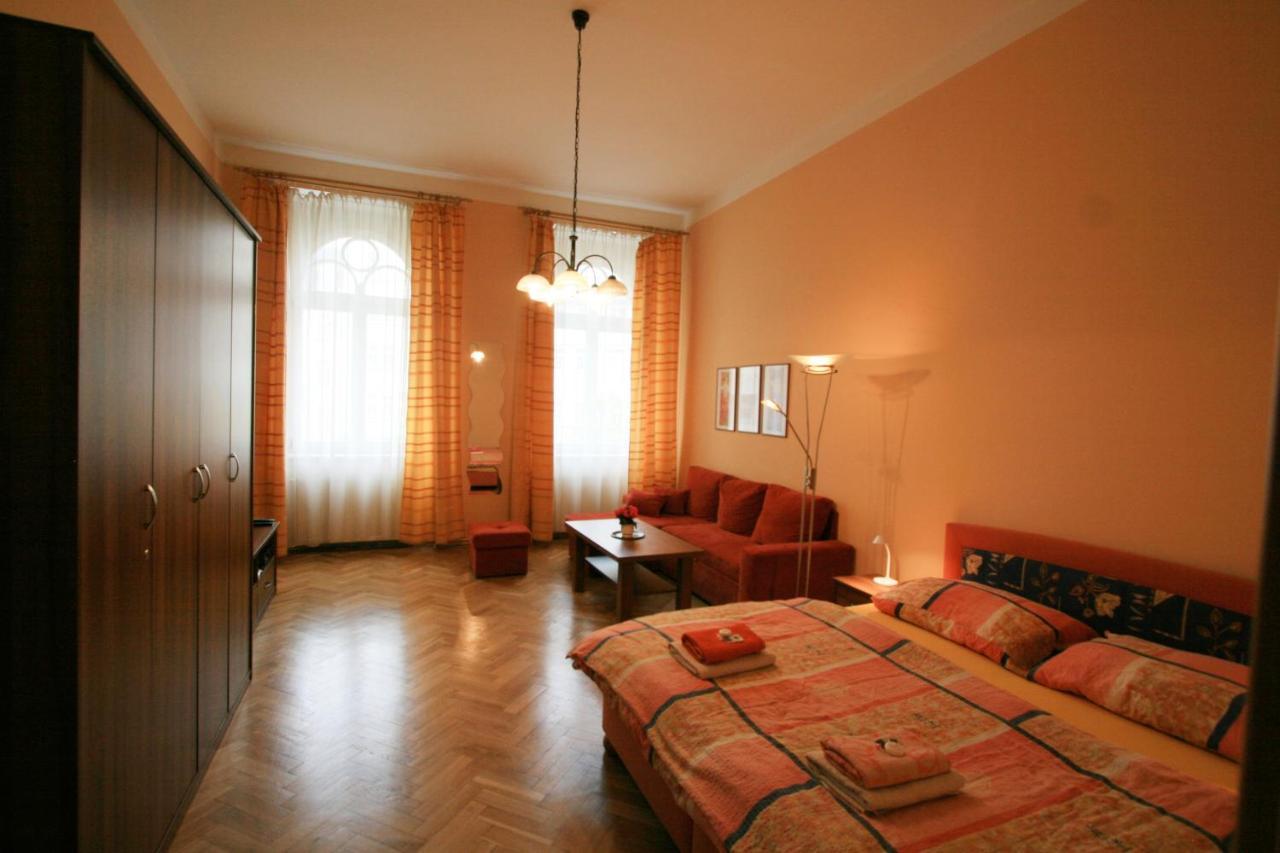 No. 19 Jaltska 3 * Karlovy Vary